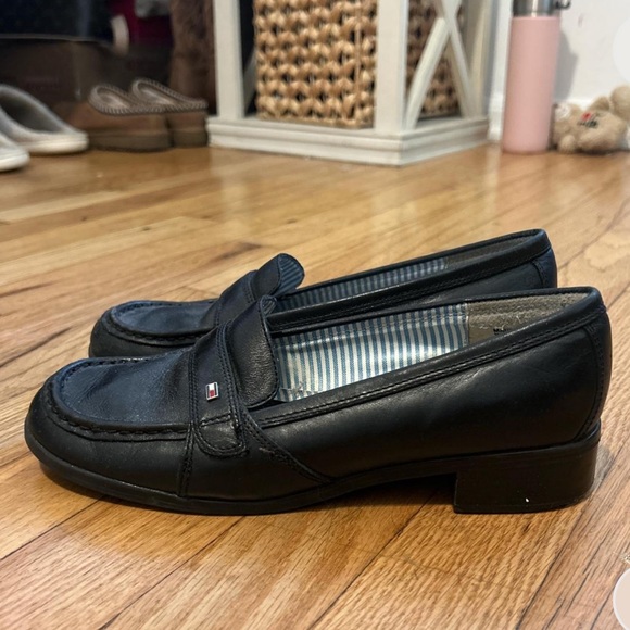 Tommy Hilfiger Loafers - Picture 2 of 3